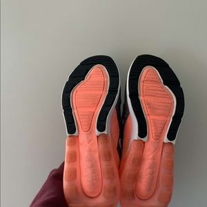 Airmax 270 “gunsmoke”